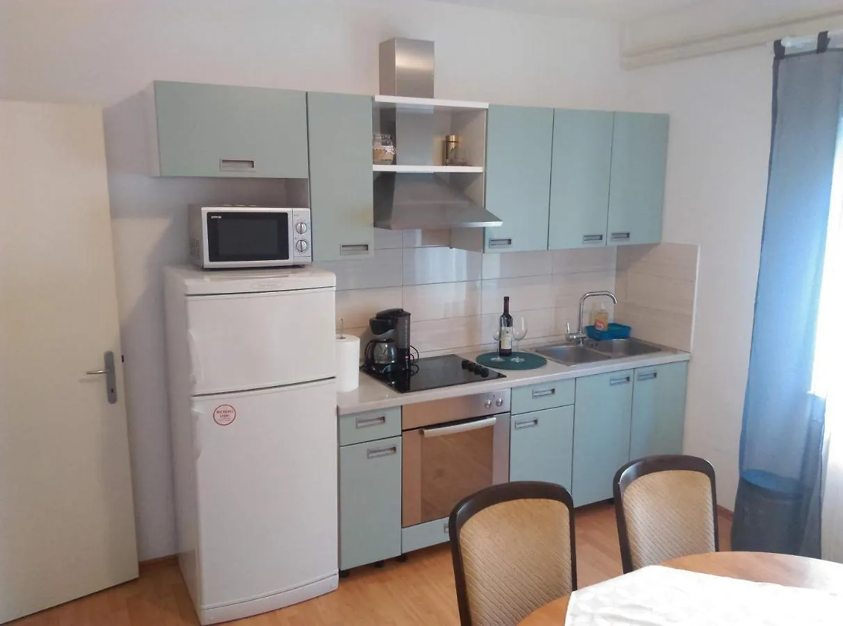 Apartment Apartmani Deniz Crikvenica